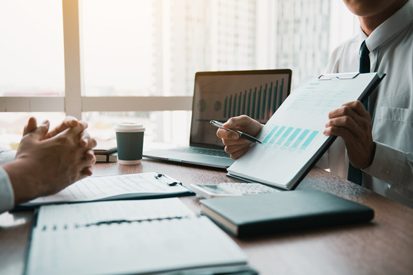 「企業(yè)管理咨詢」如何通過企業(yè)管理實(shí)現(xiàn)企業(yè)目標(biāo)？