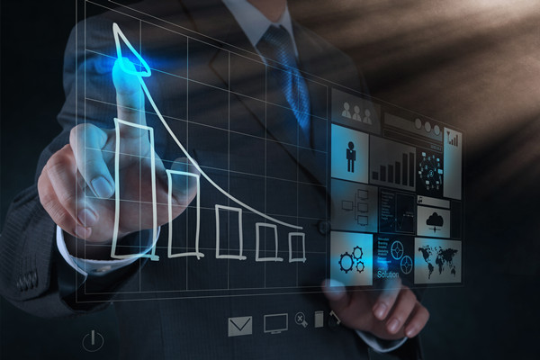 如何利用大數(shù)據(jù)驅(qū)動(dòng)企業(yè)戰(zhàn)略決策？