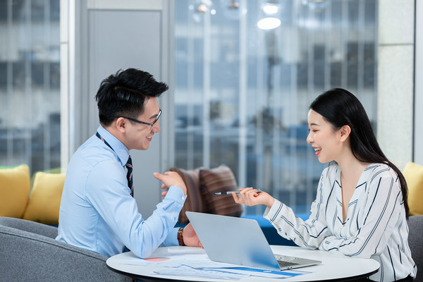 客戶關(guān)系管理：建立長期、穩(wěn)定的客戶關(guān)系