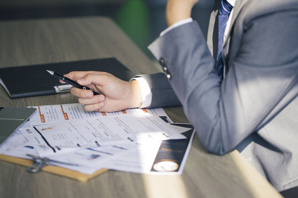 超越招聘：全面解析人力資源管理中的選、育、用、留