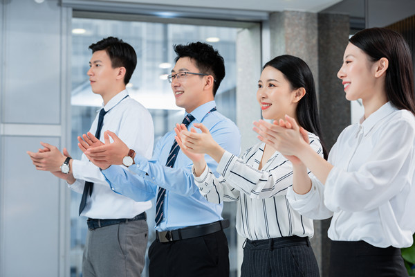 目標(biāo)設(shè)定與追蹤：明確目標(biāo)，確?？冃н_(dá)成