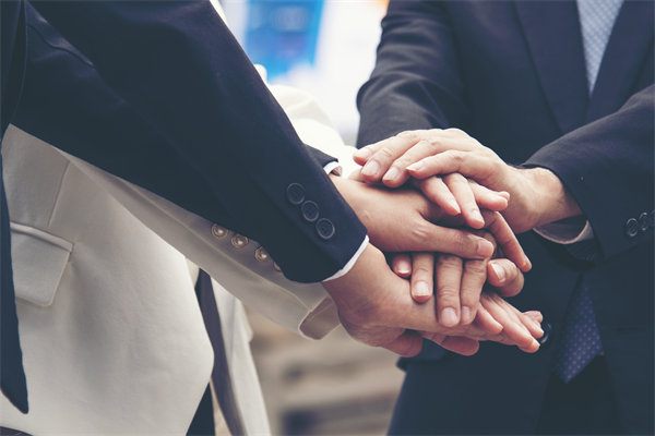 人力資源管理新策略：構(gòu)建人才磁場，推動企業(yè)發(fā)展