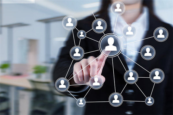 管理咨詢?nèi)绾尉珳拾衙}，引領企業(yè)高效轉型升級？