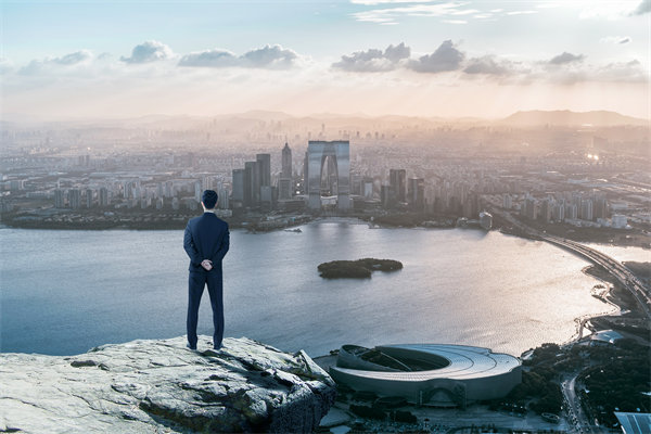 長期激勵與短期薪酬如何平衡，吸引并留住關(guān)鍵人才？