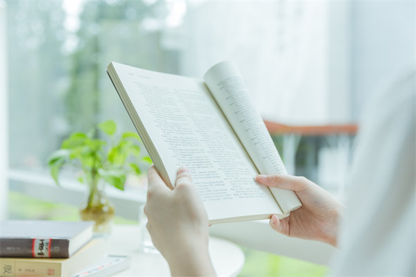 如何平衡個人績效與團隊協(xié)作，構(gòu)建共贏績效文化？