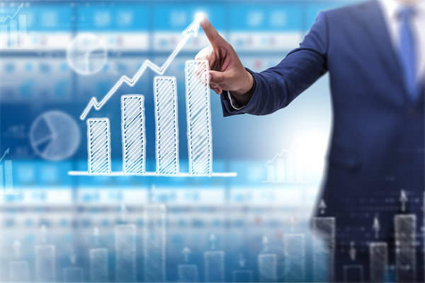 遭遇市場波動時，如何靈活調整年度經營計劃？