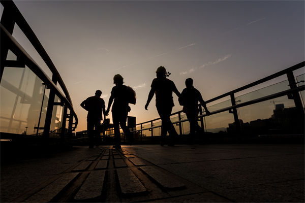 跨部門(mén)協(xié)作在精益生產(chǎn)推進(jìn)中的障礙與破解之道是？