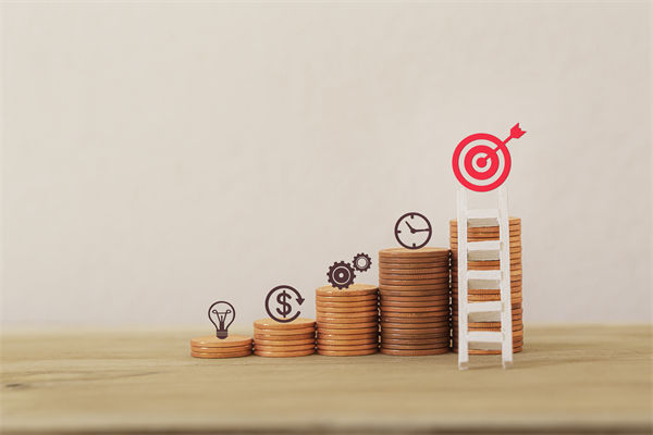 如何制定公平合理的薪酬體系來吸引和留住人才？