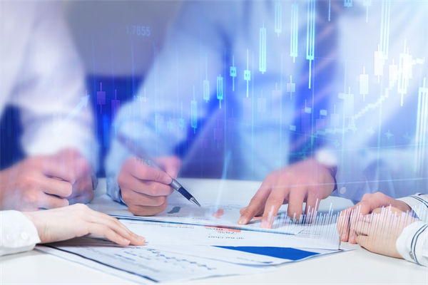 在年度經(jīng)營計劃中，如何設(shè)定既實際又挑戰(zhàn)性的目標？