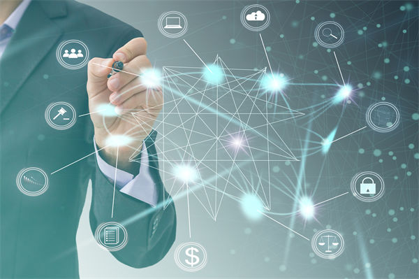 數(shù)字化轉(zhuǎn)型背景下，企業(yè)戰(zhàn)略應如何創(chuàng)新與升級？