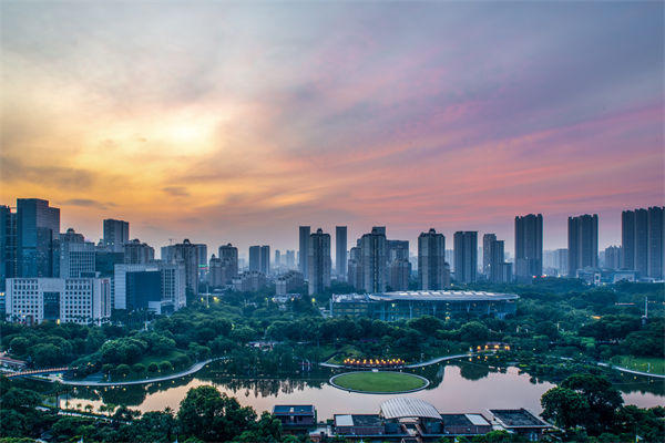 佛山預(yù)算管理咨詢公司如何助力企業(yè)實(shí)現(xiàn)預(yù)算精準(zhǔn)控制？