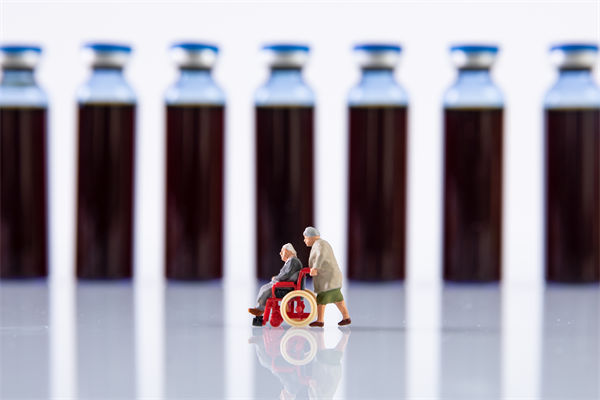 為啥有些老人沉迷購買保健品？對品牌營銷有何啟示？