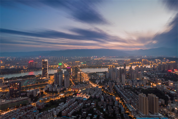 企業(yè)如何借助福州咨詢公司優(yōu)化組織運(yùn)作流程與效能？