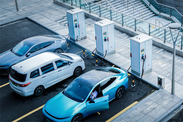 市場競爭激烈如戰(zhàn)場，年度經(jīng)營計(jì)劃助你搶占制勝高地