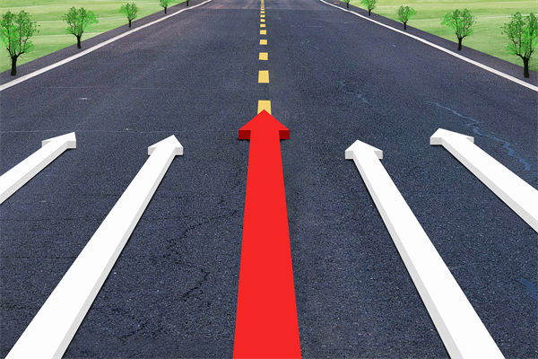 管理咨詢(xún)?nèi)绾瓮黄瞥Ｒ?guī)，為企業(yè)量身打造核心競(jìng)爭(zhēng)優(yōu)勢(shì)？