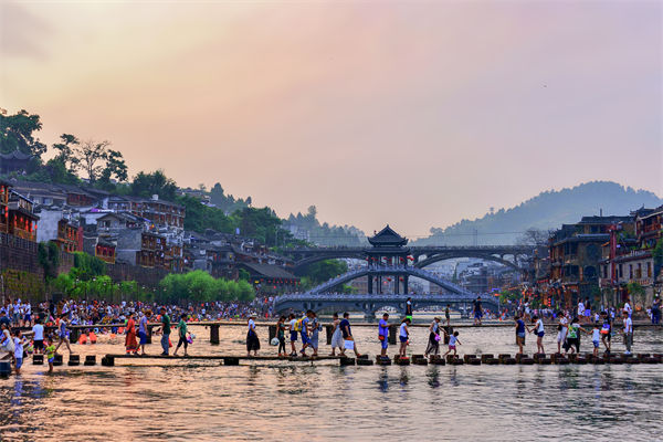 出行熱、消費(fèi)旺、體驗(yàn)新，品牌營銷如何在假期發(fā)力？