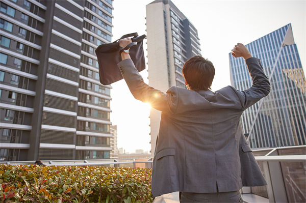 企業(yè)文化分析：為什么越來越多年輕人愛上丑娃娃？