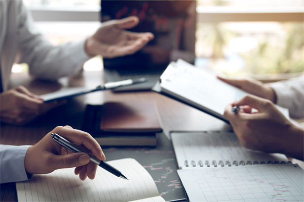 費用超支嚴重利潤被吞噬，如何用預算卡死無效開支？