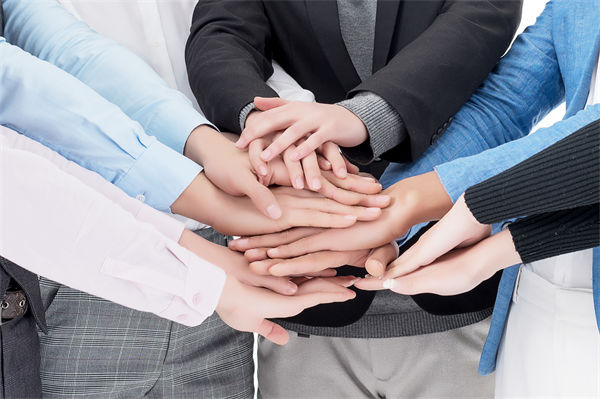 游客進(jìn)入麗江古城要交錢了，對(duì)企業(yè)文化有何啟示？