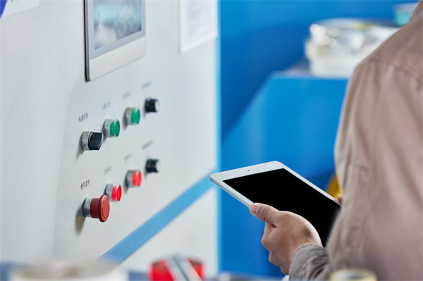 員工抵觸流程變革，數(shù)字化管理轉(zhuǎn)型如何真正落地？