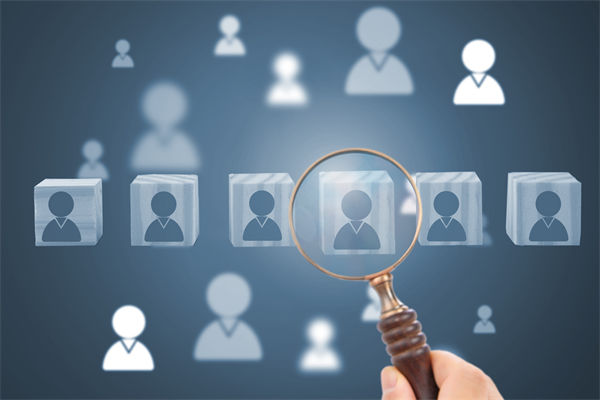 招聘成本節(jié)節(jié)攀升，人力資源管理如何精準(zhǔn)鎖定人才？
