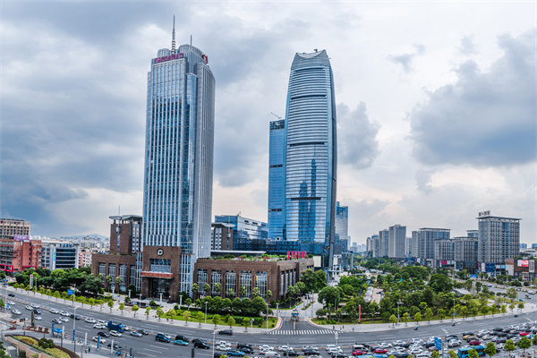 集團子公司各自為戰(zhàn)內(nèi)耗嚴重，東莞集團管控咨詢公司能協(xié)助解決嗎？