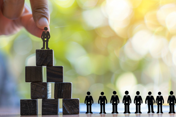 重慶人力資源管理咨詢公司推薦，能破解技能人才斷層難題么？